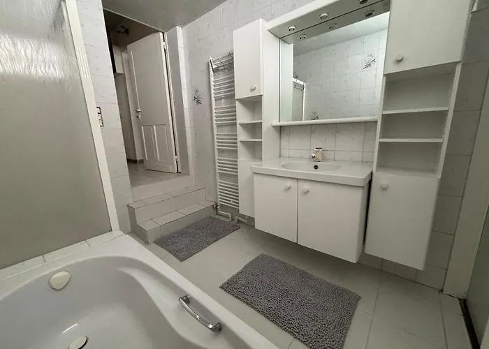 Seayou At Depanne Apartment